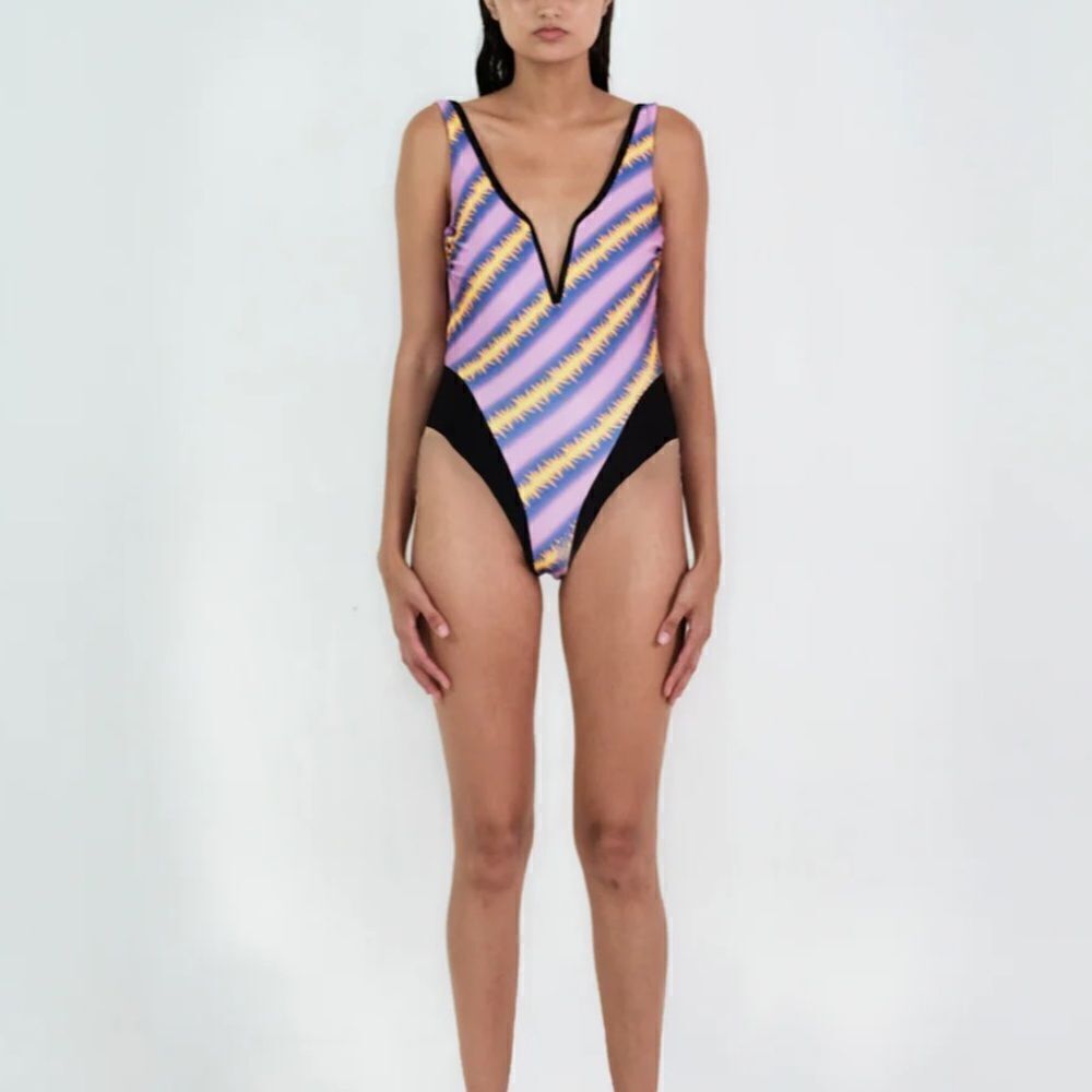 MAISIE WILEN Shockwave one piece bathing suit size small